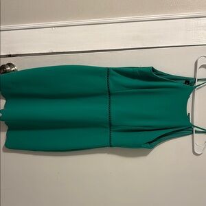 Elegant Green Sleeveless Dress